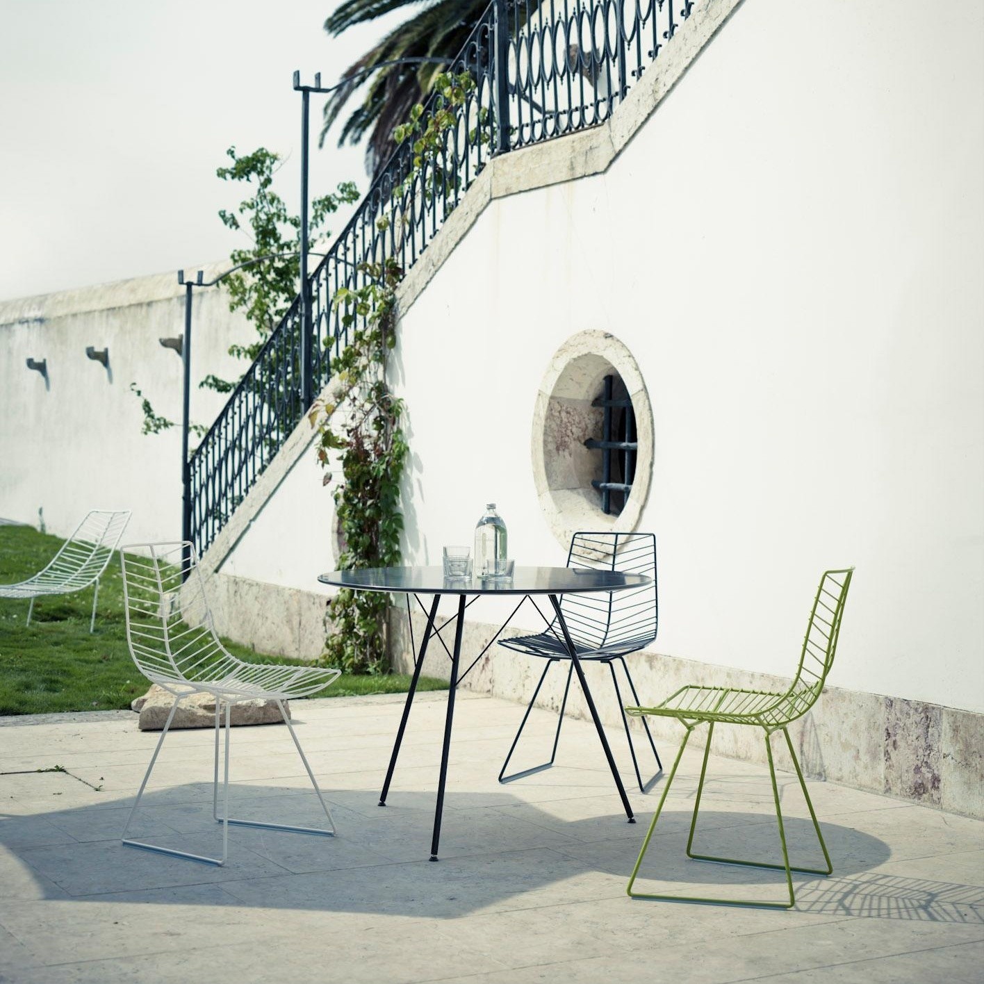 开云（中国） - 坐具|户外椅|办公家具|设计师家具|Leaf 金属户外餐椅